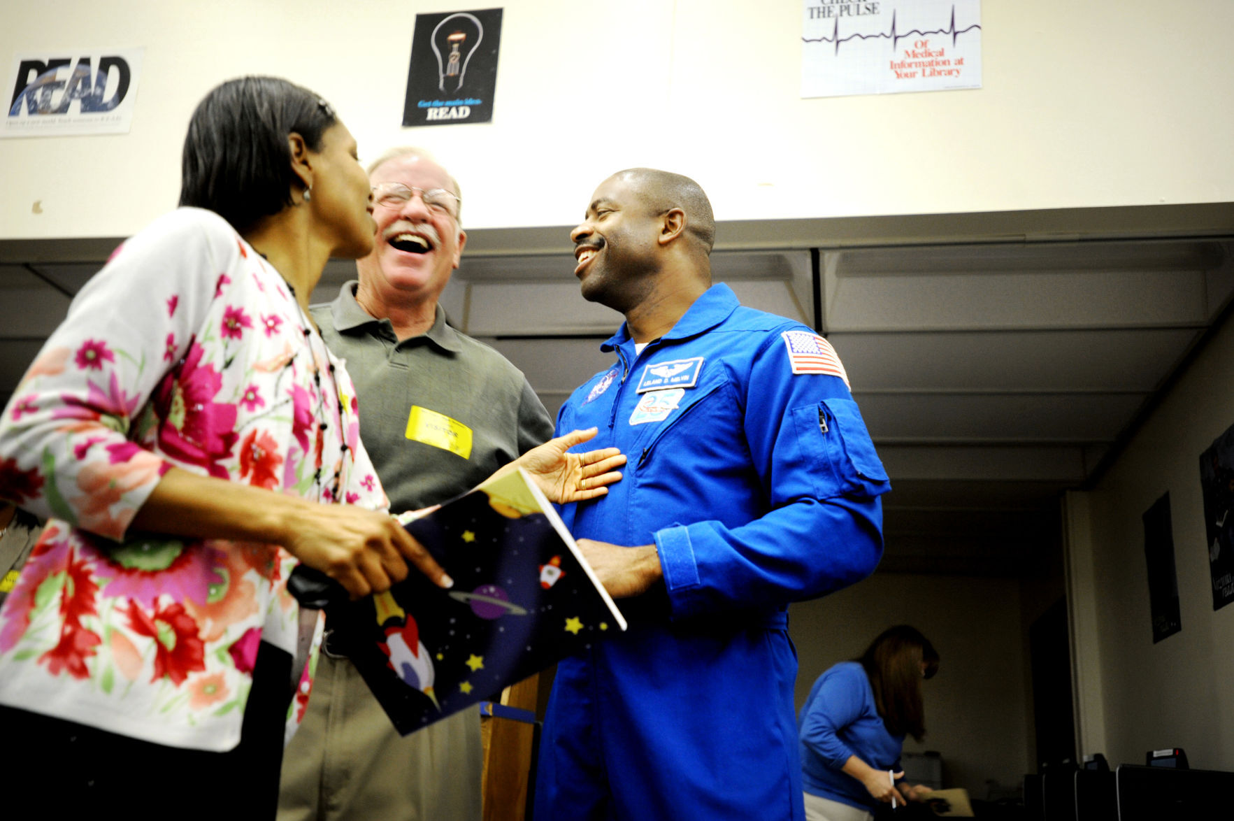 4-7 leland melvin 3.jpg